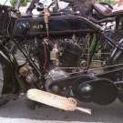 AJS twin mit Blattfeder Sattel